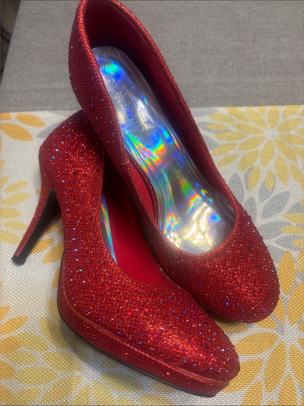 Red Glitter Platform High Heels with Sparkle Embellishments - Picture 1 of 6